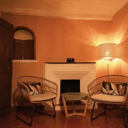 A 2 Mn A Pied De La Rousse Corse * LʼÎle-Rousse