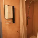 Appartement à 2 Mn A Pied De La Rousse Corse *