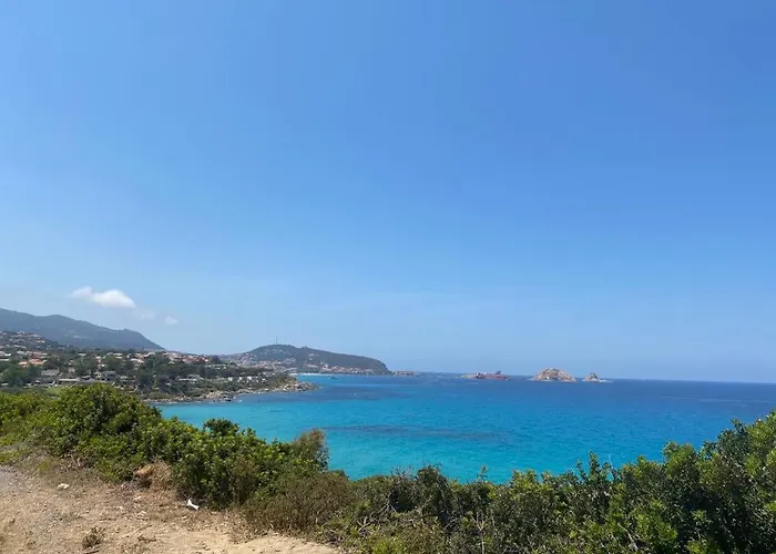 à 2 Mn A Pied De La Rousse Corse Appartement *